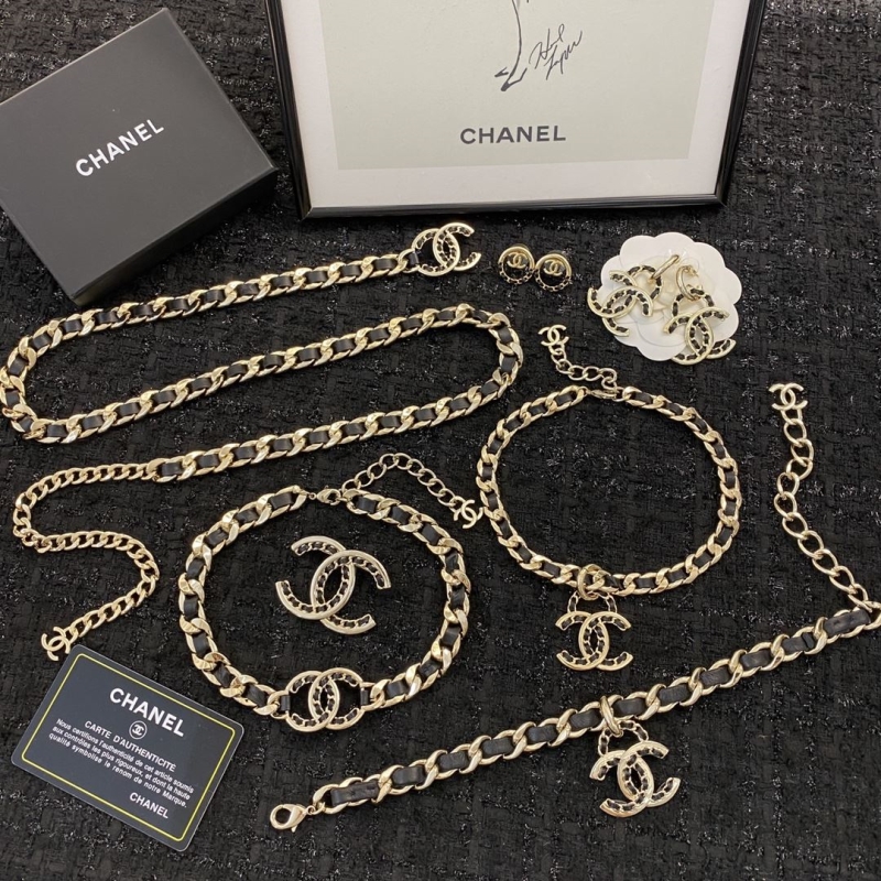 Ch**el necklaces